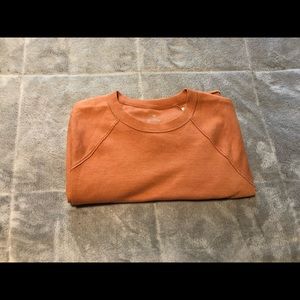 Women’s light weight crew neck